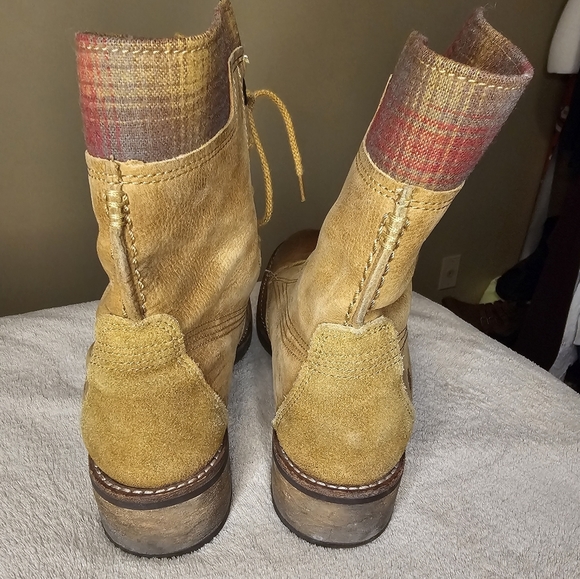 Timberland Tan Ankle Boots with Red Plaid Accent - Picture 3 of 9